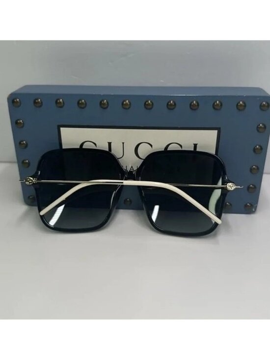 ?- New Authentic Gucci Grey Butterfly Ladies Sunglasses GG1267SA 001 60